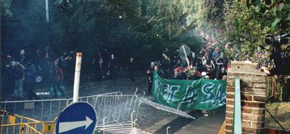 Blue block ready to charge