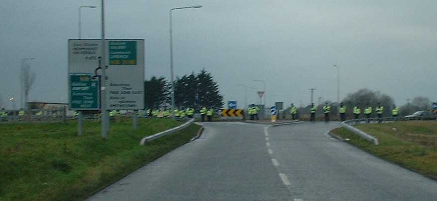 Gardai at Shannon roundabout